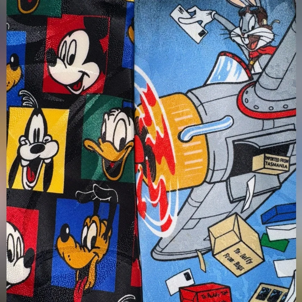 Vintage Set of Two Men’s Ties Mickey Mouse and Bugs Bunny - Picture 11 of 11